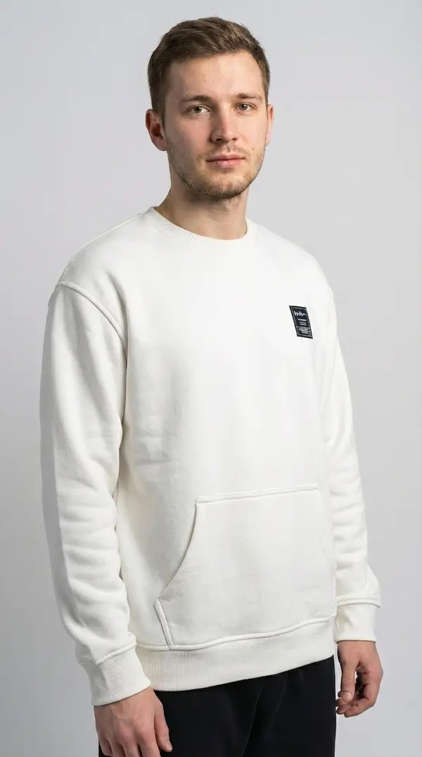 Мужской белый свитшот с карманом