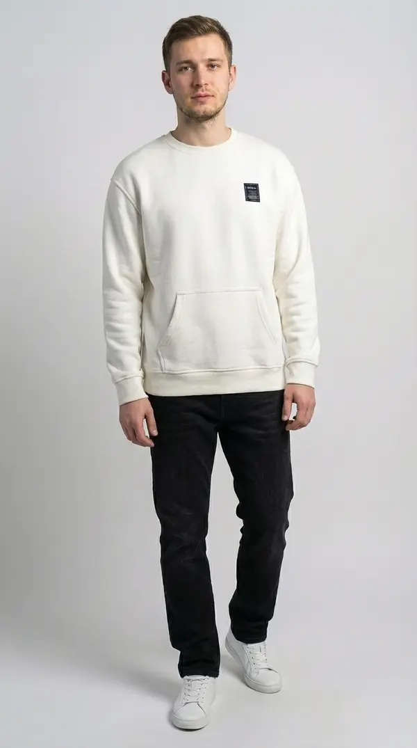 Мужской белый свитшот с карманом